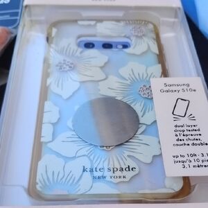 kate spade Floral Samsung Galaxy S10e Case - Gold and White Floral Flowers. New